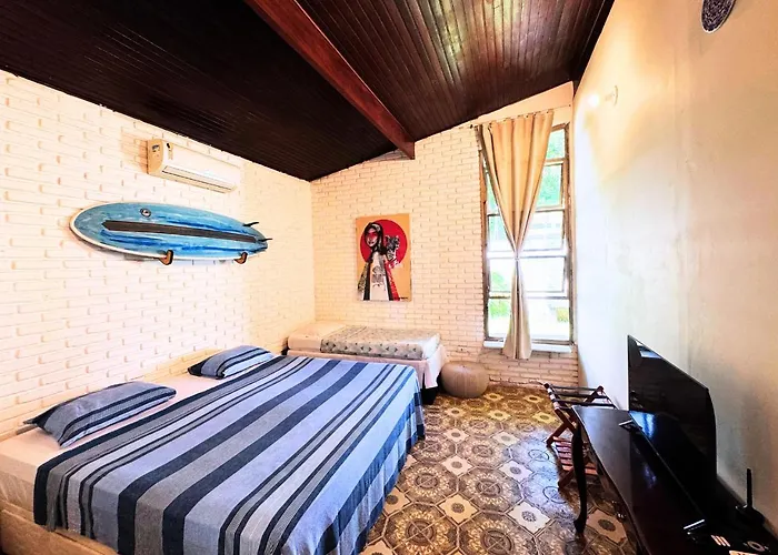 Tombo Beach Home Stay Guarujá